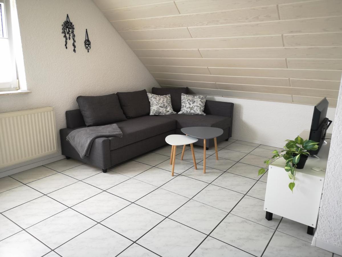 Familienfreundliche Ferienwohnung Mit Wohlfuehlbalkon Und Kostenlosem Parkplatz Nahe Messe Und Bodensee Meckenbeuren Exterior foto
